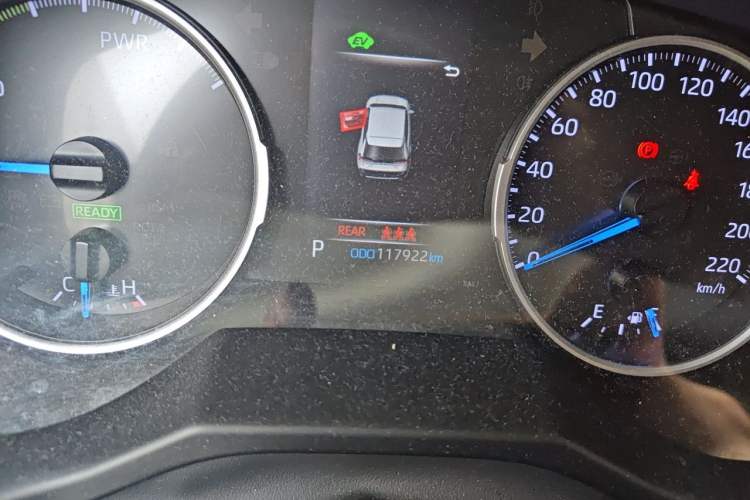 Used Toyota Wildlander 2020 Dual-Motor 2.5L E-CVT Four-Wheel Drive Luxury Edition Odometer Close Up