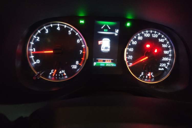 Used Toyota Wildlander 2020 2.0L CVT Two-Wheel Drive Luxury Edition Odometer Close Up