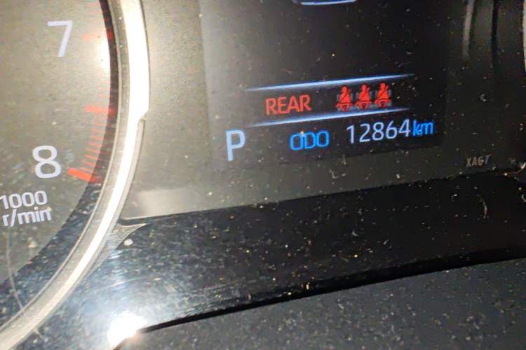 Used Toyota Wildlander 2020 2.0L CVT Two-Wheel Drive Prestige Edition Odometer Close Up
