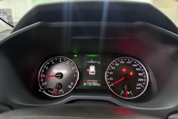Used Toyota Wildlander 2020 2.0L CVT Two-Wheel Drive Luxury Edition Odometer Close Up