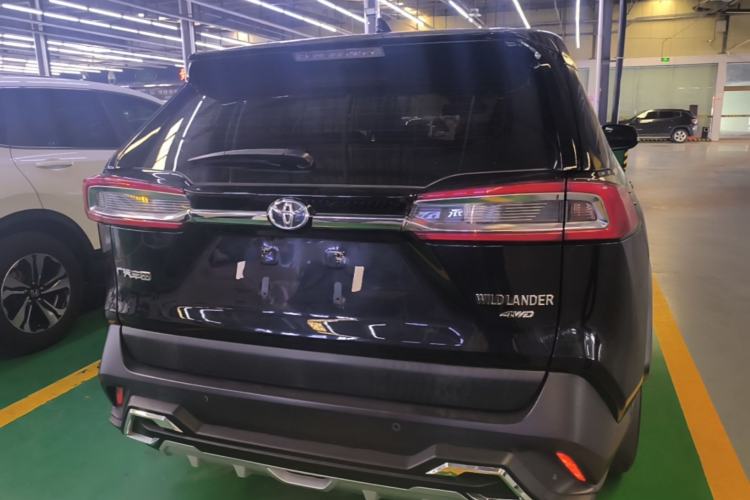 Used Toyota Wildlander 2020 2.0L CVT 4x4 Luxury Edition Rear