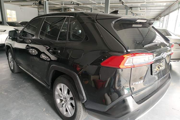 Used Toyota Wildlander 2020 2.0L CVT Two-Wheel Drive Luxury Edition Rear Left 45 Deg