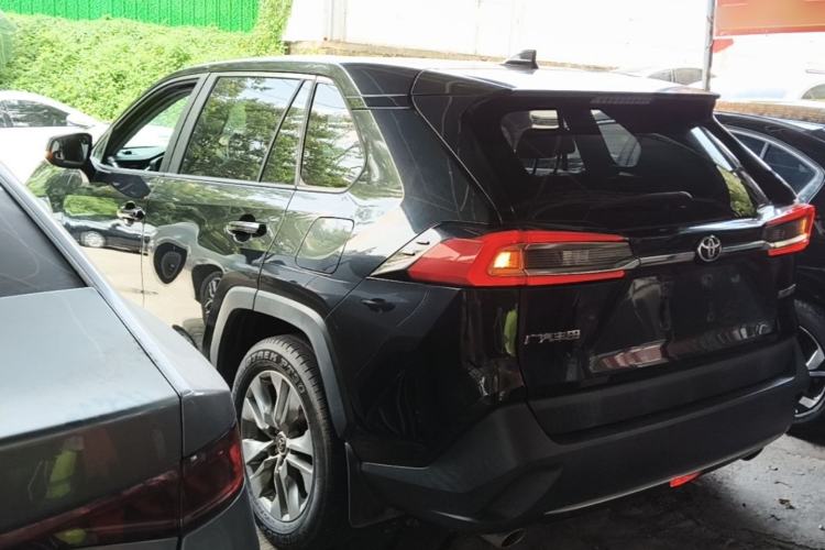 Used Toyota Wildlander 2020 2.0L CVT Two-Wheel Drive Luxury Edition Rear Left 45 Deg