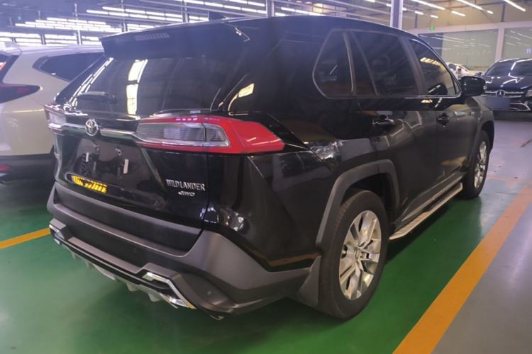 Used Toyota Wildlander 2020 2.0L CVT 4x4 Luxury Edition Rear Right 45 Deg
