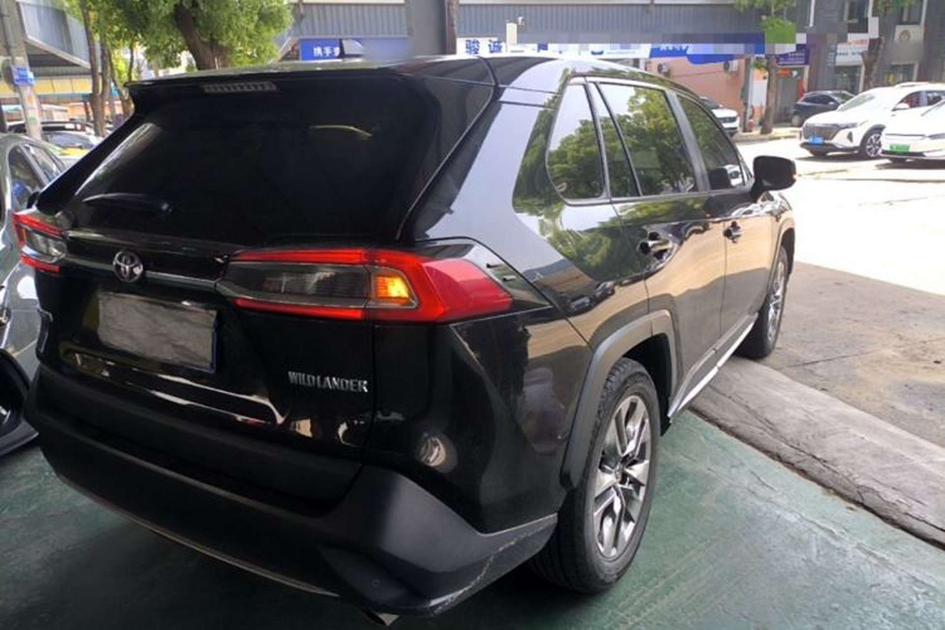 Used Toyota Wildlander 2020 2.0L CVT Two-Wheel Drive Luxury Edition Rear Right 45 Deg
