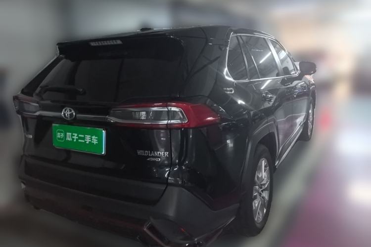 Used Toyota Wildlander 2020 2.0L CVT 4x4 Luxury Edition Rear Right 45 Deg