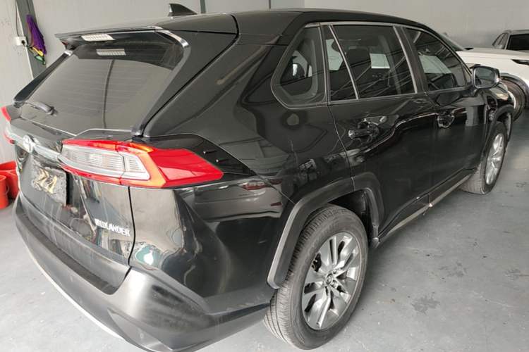 Used Toyota Wildlander 2020 2.0L CVT Two-Wheel Drive Luxury Edition Rear Right 45 Deg