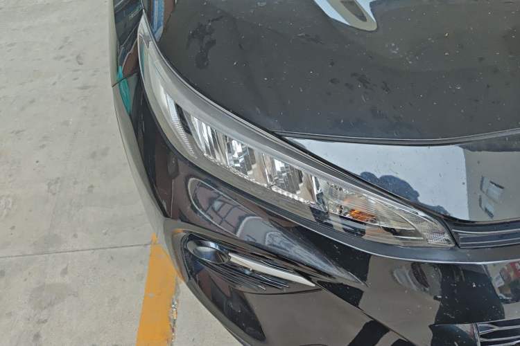 Used Toyota Wildlander 2020 Dual-Motor 2.5L E-CVT Four-Wheel Drive Luxury Edition Right Front Headlight