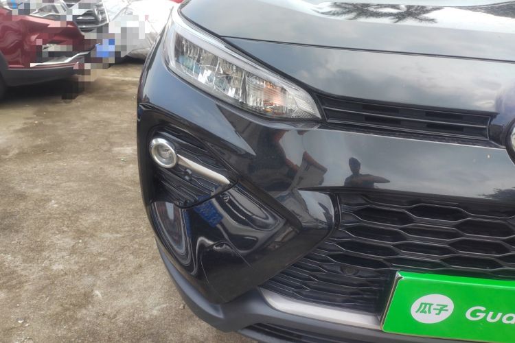 Used Toyota Wildlander 2020 2.0L CVT Two-Wheel Drive Luxury Edition Right Front Headlight