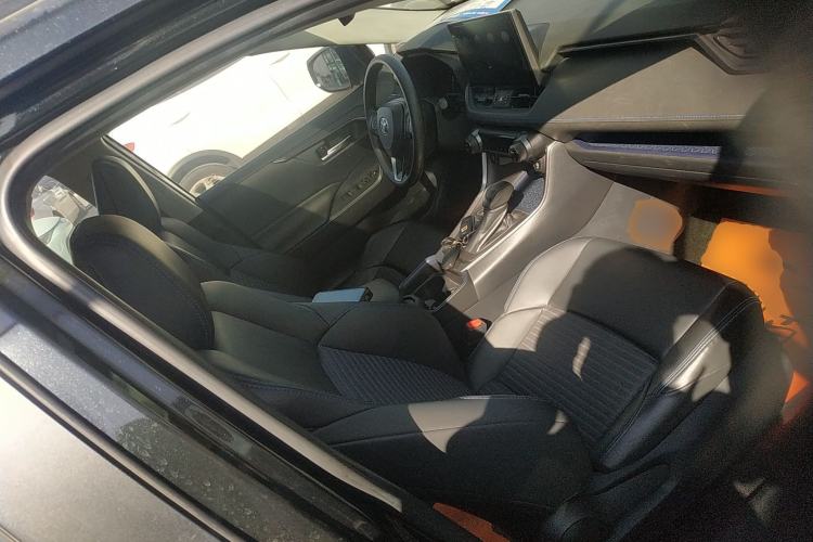 Used Toyota Wildlander 2020 2.0L CVT Two-Wheel Drive Tech Edition Right Front Seat