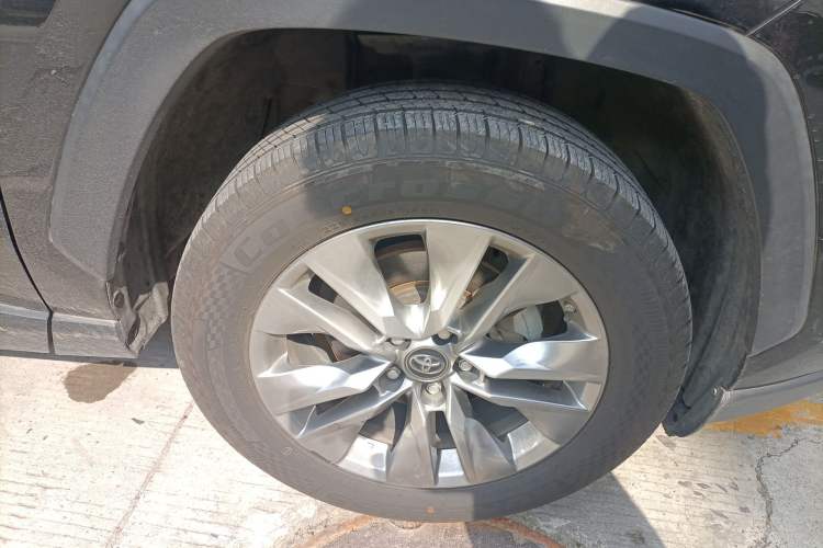 Used Toyota Wildlander 2020 2.0L CVT Two-Wheel Drive Luxury Edition Right Front Wheel Hub
