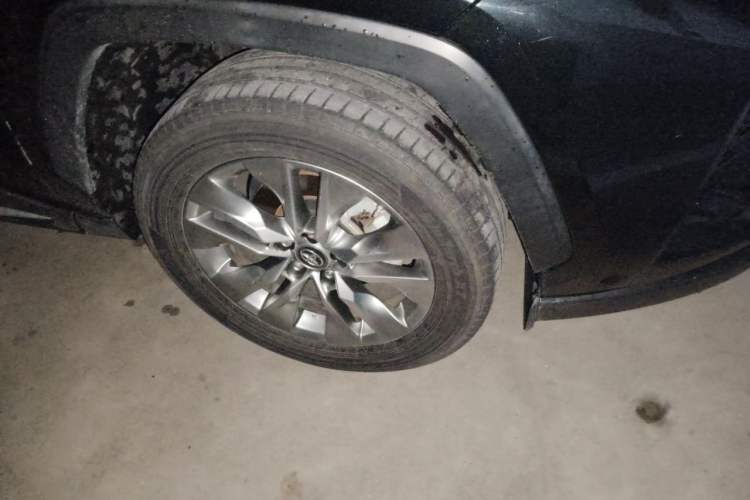 Used Toyota Wildlander 2020 2.0L CVT Two-Wheel Drive Luxury Edition Right Front Wheel Hub