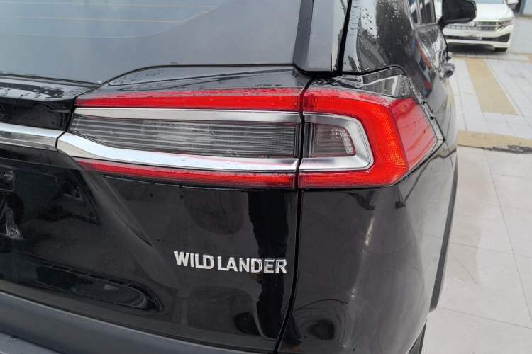 Used Toyota Wildlander 2020 2.0L CVT Two-Wheel Drive Luxury Edition Right Rear Taillight