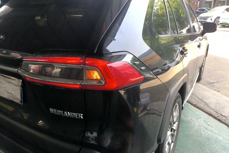 Used Toyota Wildlander 2020 2.0L CVT Two-Wheel Drive Luxury Edition Right Rear Taillight