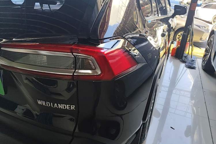 Used Toyota Wildlander 2020 2.0L CVT Two-Wheel Drive Luxury Edition Right Rear Taillight
