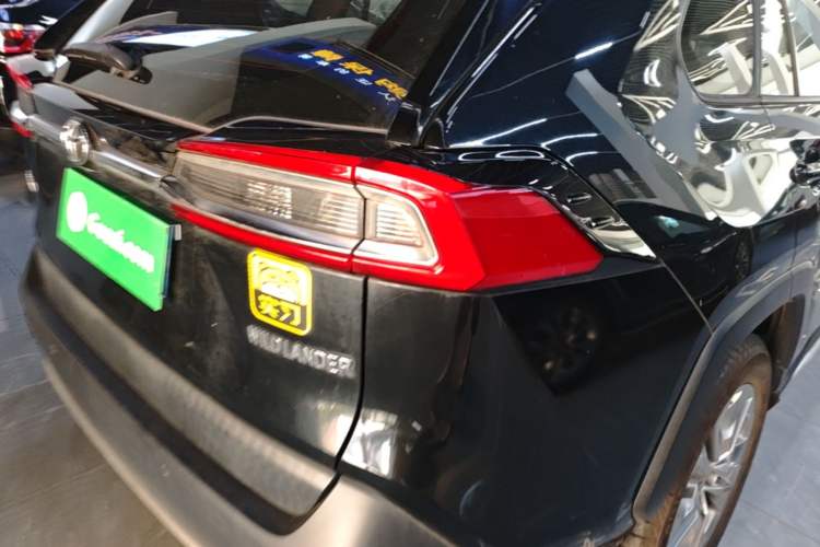Used Toyota Wildlander 2020 2.0L CVT Two-Wheel Drive Luxury Edition Right Rear Taillight