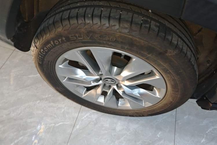 Used Toyota Wildlander 2020 2.0L CVT Two-Wheel Drive Luxury Edition Right Rear Wheel Hub