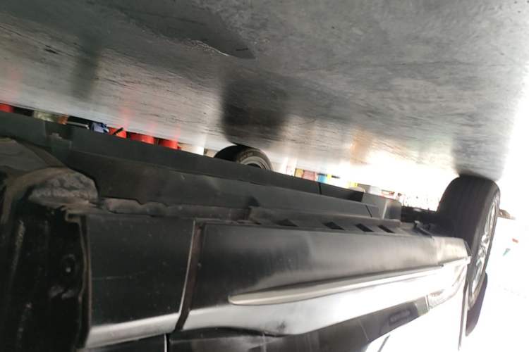Used Toyota Wildlander 2020 2.0L CVT Two-Wheel Drive Luxury Edition Right Side Sill