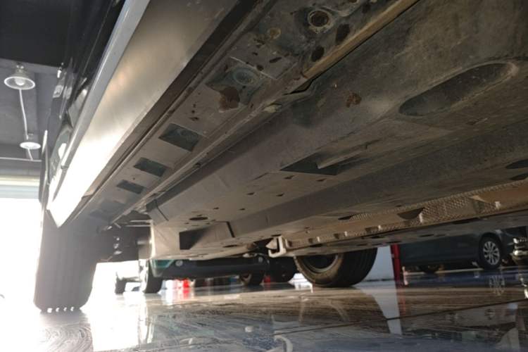 Used Toyota Wildlander 2020 2.0L CVT Two-Wheel Drive Luxury Edition Right Side Sill