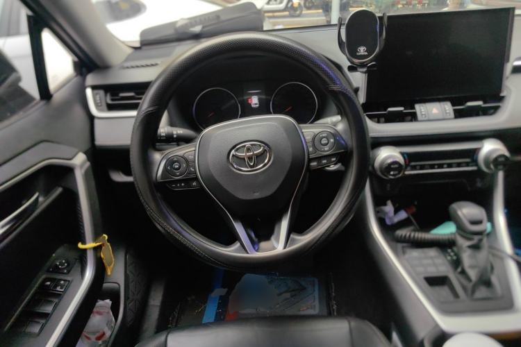Used Toyota Wildlander 2020 2.0L CVT 4x4 Luxury Edition Steering Wheel