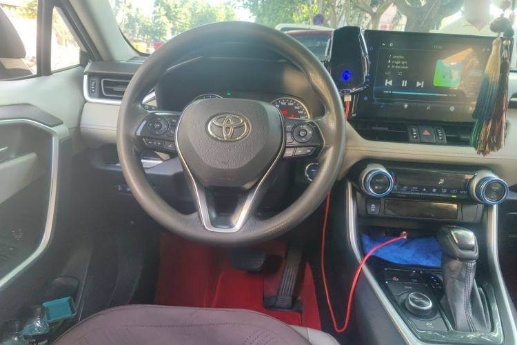 Used Toyota Wildlander 2020 Dual-Motor 2.5L E-CVT Four-Wheel Drive Luxury Edition Steering Wheel