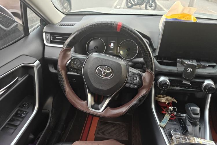 Used Toyota Wildlander 2020 Dual-Motor 2.5L E-CVT Four-Wheel Drive Luxury Edition Steering Wheel