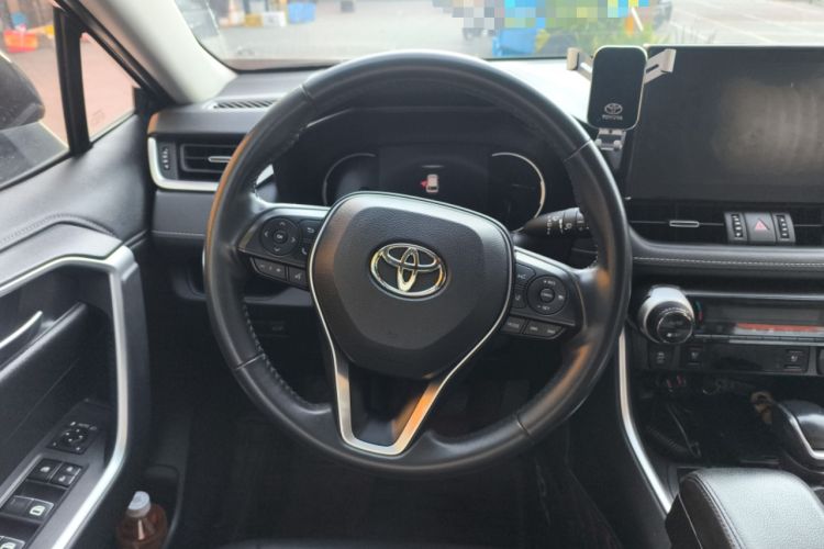 Used Toyota Wildlander 2020 2.0L CVT Four-Wheel Drive Premium Edition Steering Wheel