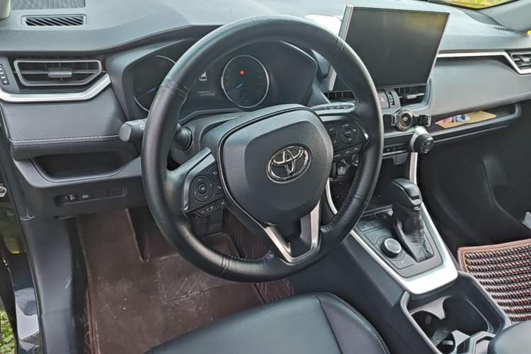 Used Toyota Wildlander 2020 Dual-Motor 2.5L E-CVT Four-Wheel Drive Luxury Edition Steering Wheel