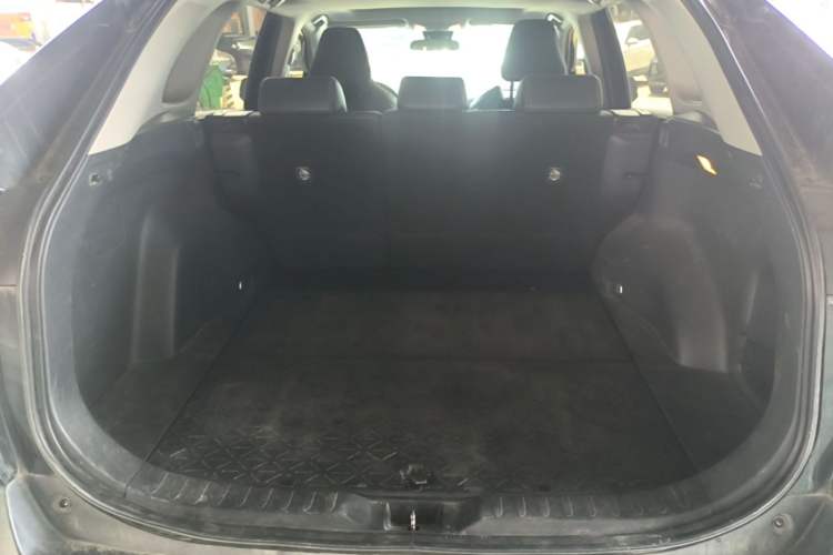 Used Toyota Wildlander 2020 2.0L CVT Two-Wheel Drive Luxury Edition Trunk