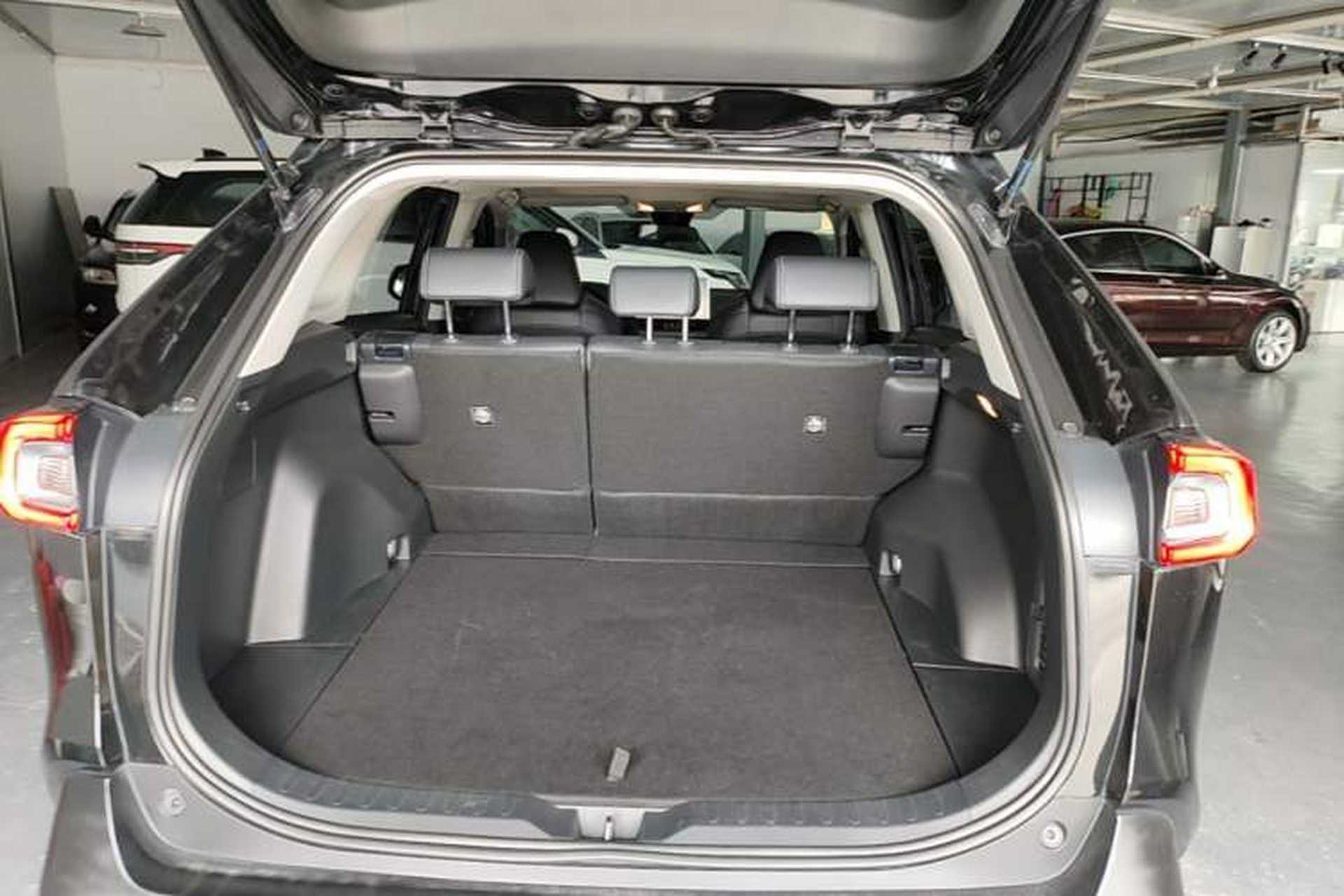 Used Toyota Wildlander 2020 2.0L CVT Two-Wheel Drive Luxury Edition Trunk