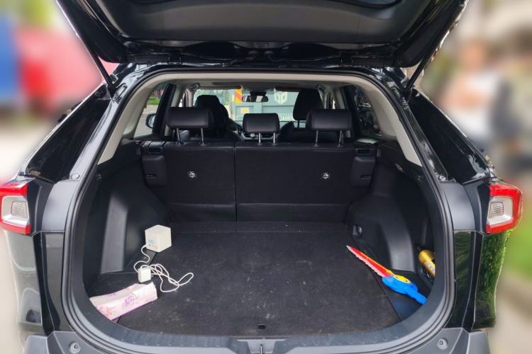 Used Toyota Wildlander 2020 2.0L CVT 4x4 Luxury Edition Trunk