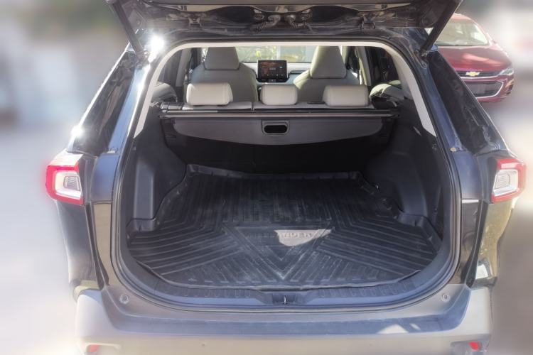 Used Toyota Wildlander 2020 2.0L CVT Four-Wheel Drive Premium Edition Trunk