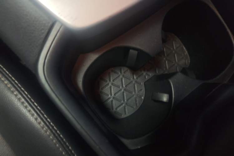 Used Toyota Wildlander 2020 Dual-Engine 2.5L E-CVT Two-Wheel Drive Luxury Edition Vehicle Key