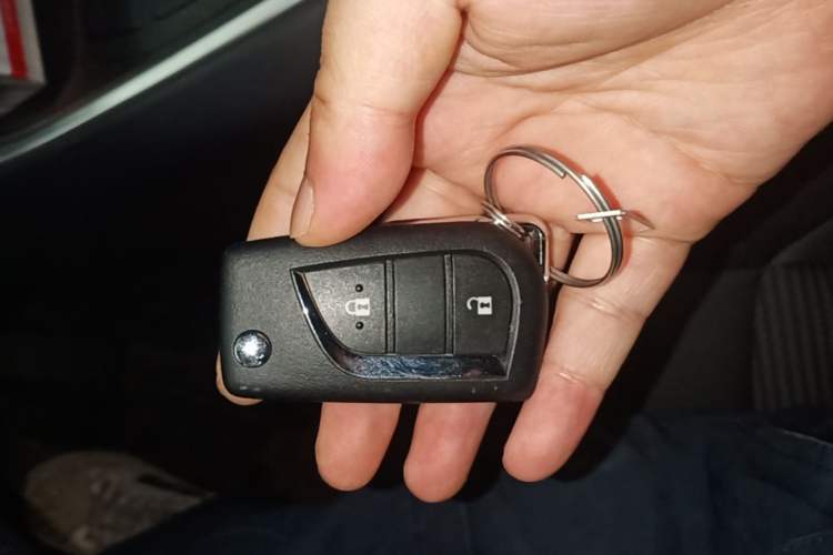 Used Toyota Wildlander 2020 2.0L CVT Two-Wheel Drive Leading Edition Vehicle Key