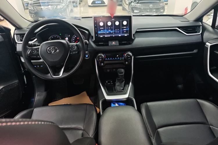 Used Toyota Wildlander 2020 2.0L CVT Two-Wheel Drive Luxury Edition Center Console