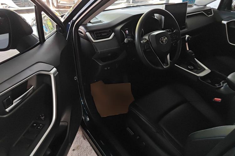 Used Toyota Wildlander 2020 Dual-Motor 2.5L E-CVT Four-Wheel Drive Luxury Edition Driver Seat