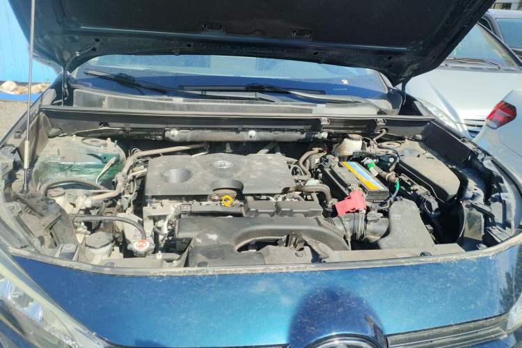 Used Toyota Wildlander 2020 2.0L CVT 4x4 Luxury Edition Engine Bay