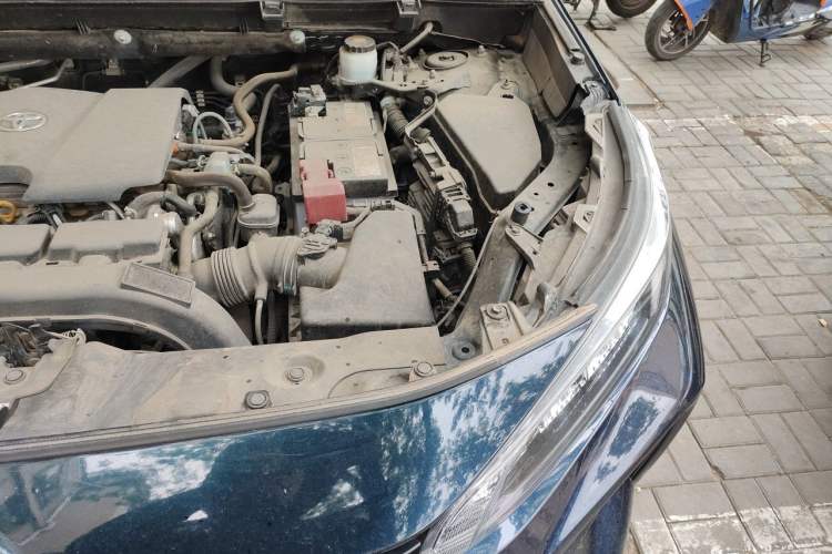 Used Toyota Wildlander 2020 2.0L CVT Two-Wheel Drive Luxury Edition Engine Bay Left