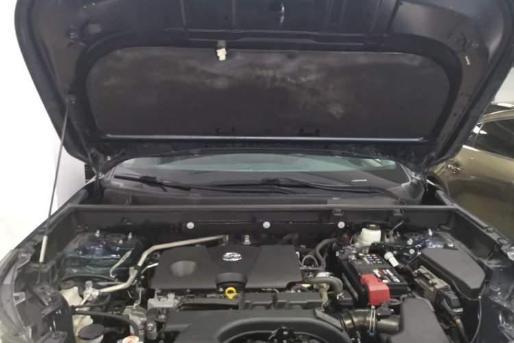Used Toyota Wildlander 2020 2.0L CVT 4x4 Luxury Edition Engine Bay