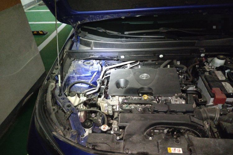 Used Toyota Wildlander 2020 2.0L CVT Two-Wheel Drive Luxury Edition Engine Bay Right