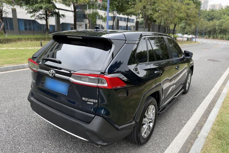 Used Toyota Wildlander 2020 2.0L CVT 4x4 Luxury Edition Exterior 7