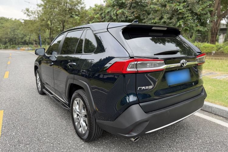 Used Toyota Wildlander 2020 2.0L CVT 4x4 Luxury Edition Exterior 8