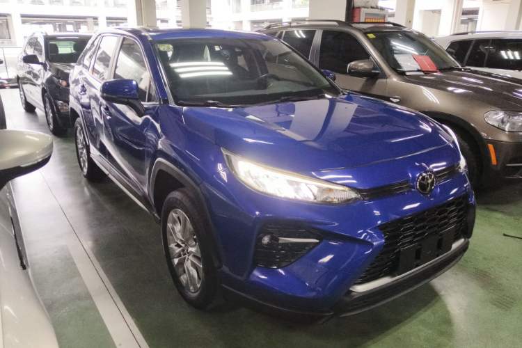Used Toyota Wildlander 2020 2.0L CVT Two-Wheel Drive Luxury Edition Front Right 45 Deg