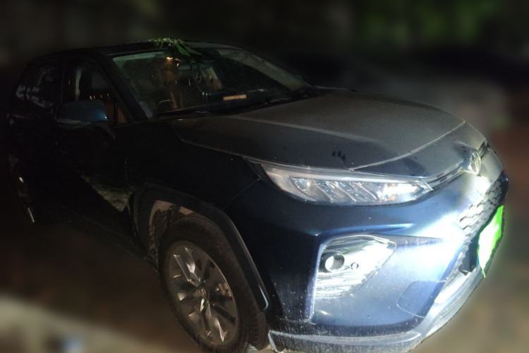 Used Toyota Wildlander 2020 2.0L CVT 4x4 Luxury Edition Front Right 45 Deg