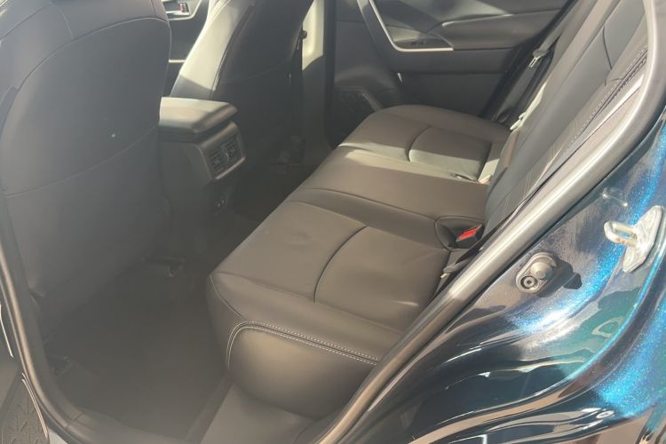 Used Toyota Wildlander 2020 2.0L CVT Two-Wheel Drive Luxury Edition Interior 1