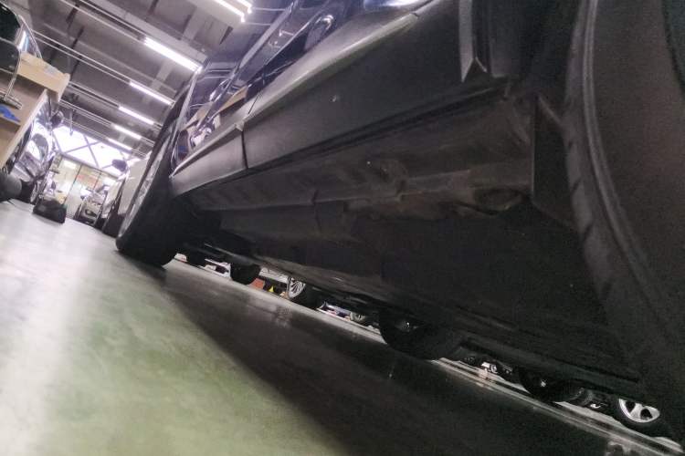 Used Toyota Wildlander 2020 2.0L CVT Two-Wheel Drive Luxury Edition Left Side Sill