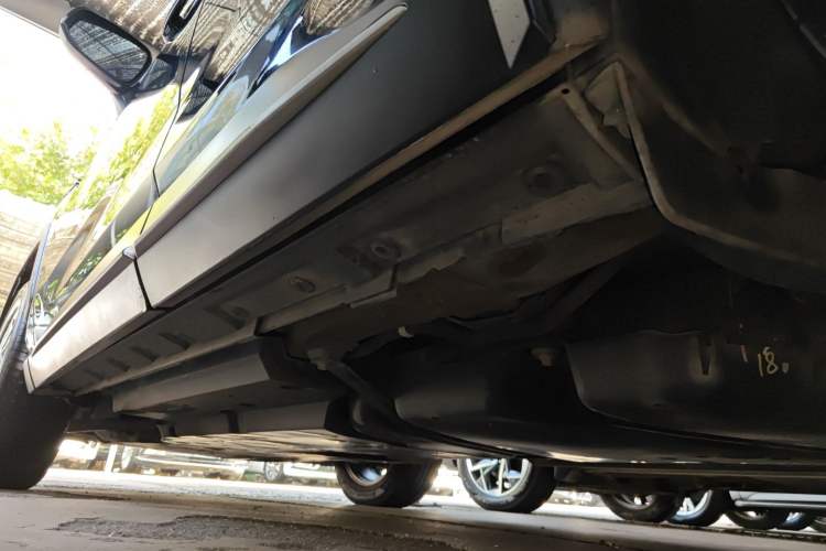 Used Toyota Wildlander 2020 Dual-Motor 2.5L E-CVT Four-Wheel Drive Luxury Edition Left Side Sill