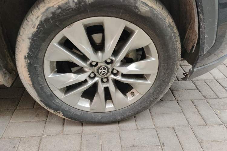 Used Toyota Wildlander 2020 2.0L CVT Two-Wheel Drive Luxury Edition Right Front Wheel Hub