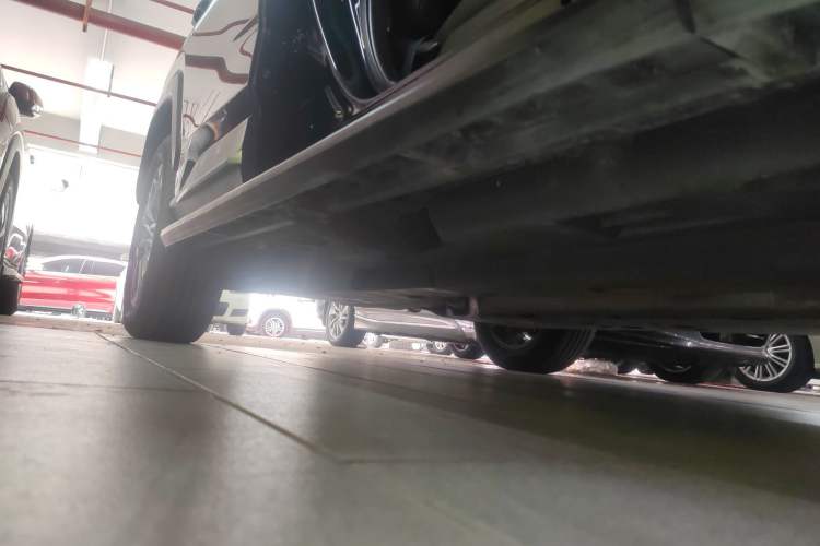 Used Toyota Wildlander 2020 2.0L CVT 4x4 Luxury Edition Right Side Sill