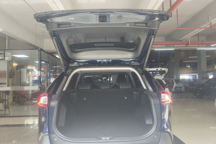 Used Toyota Wildlander 2020 2.0L CVT 4x4 Luxury Edition Trunk